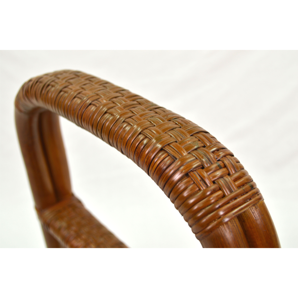 ラタン製立ち上がり補助手すり