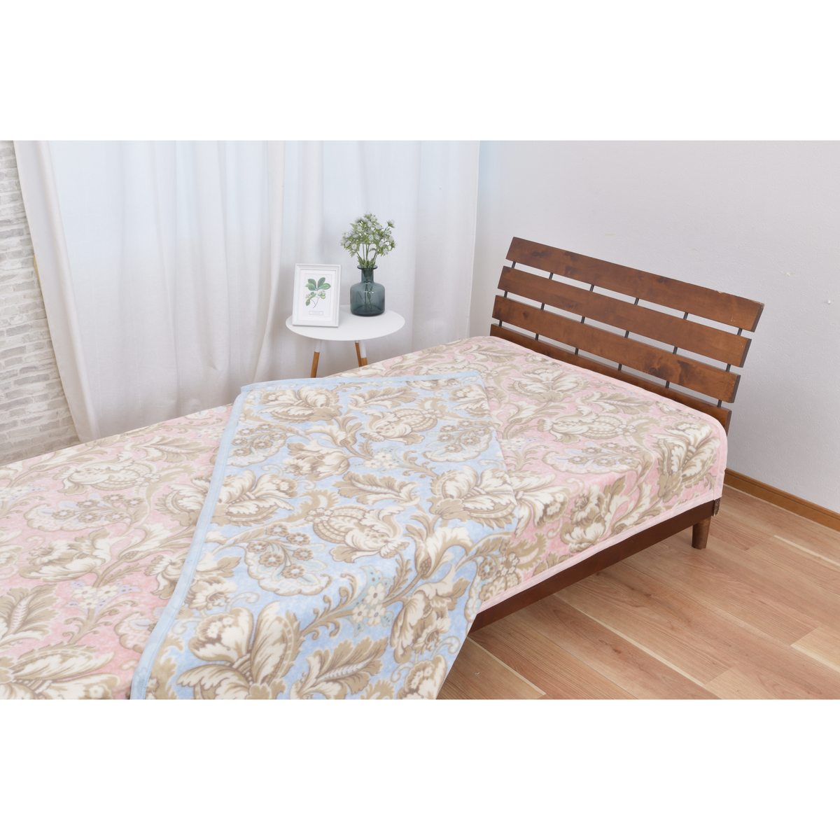 泉大津産ふんわり綿毛布(140 ×200)・花柄