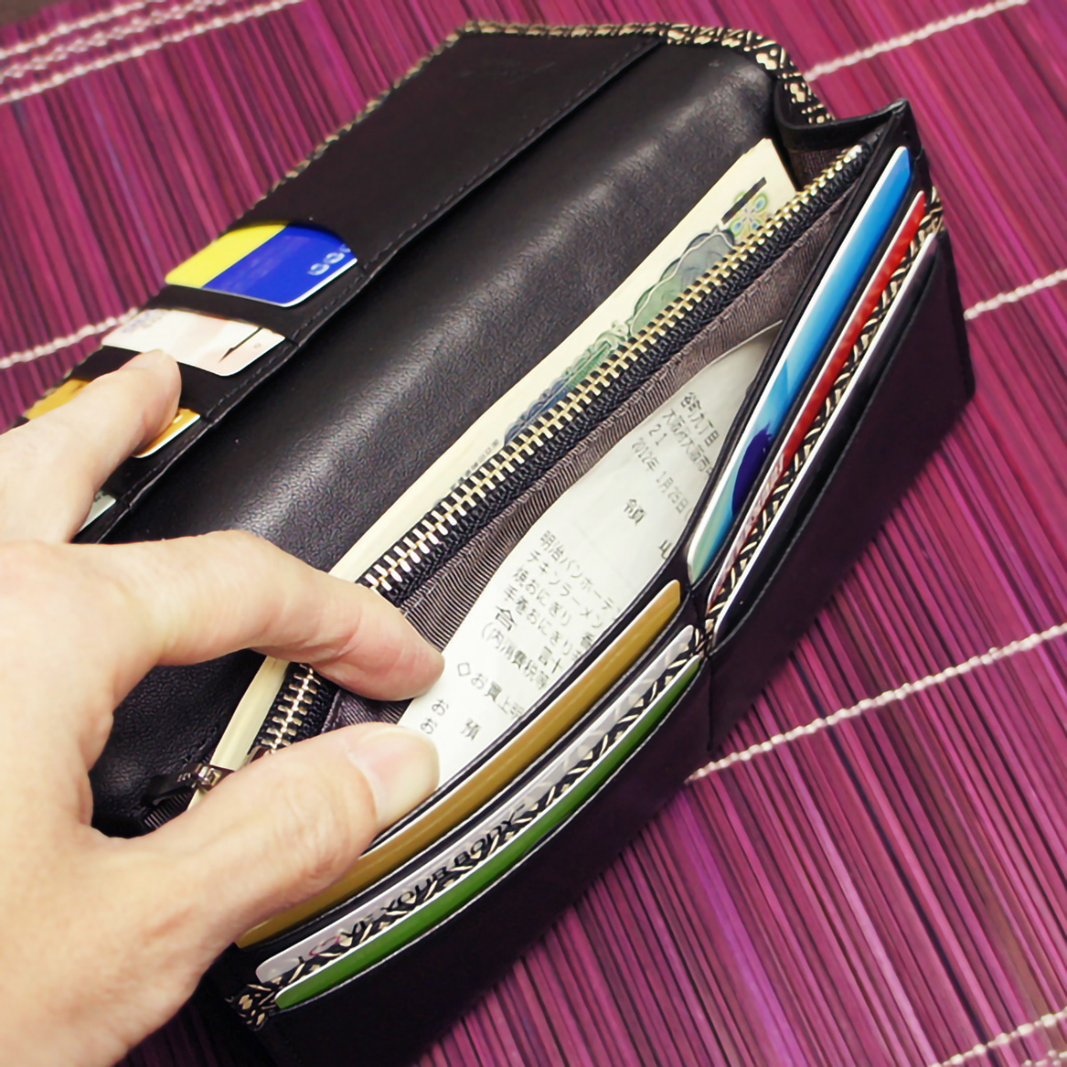 古都印伝ひょうたん柄長財布