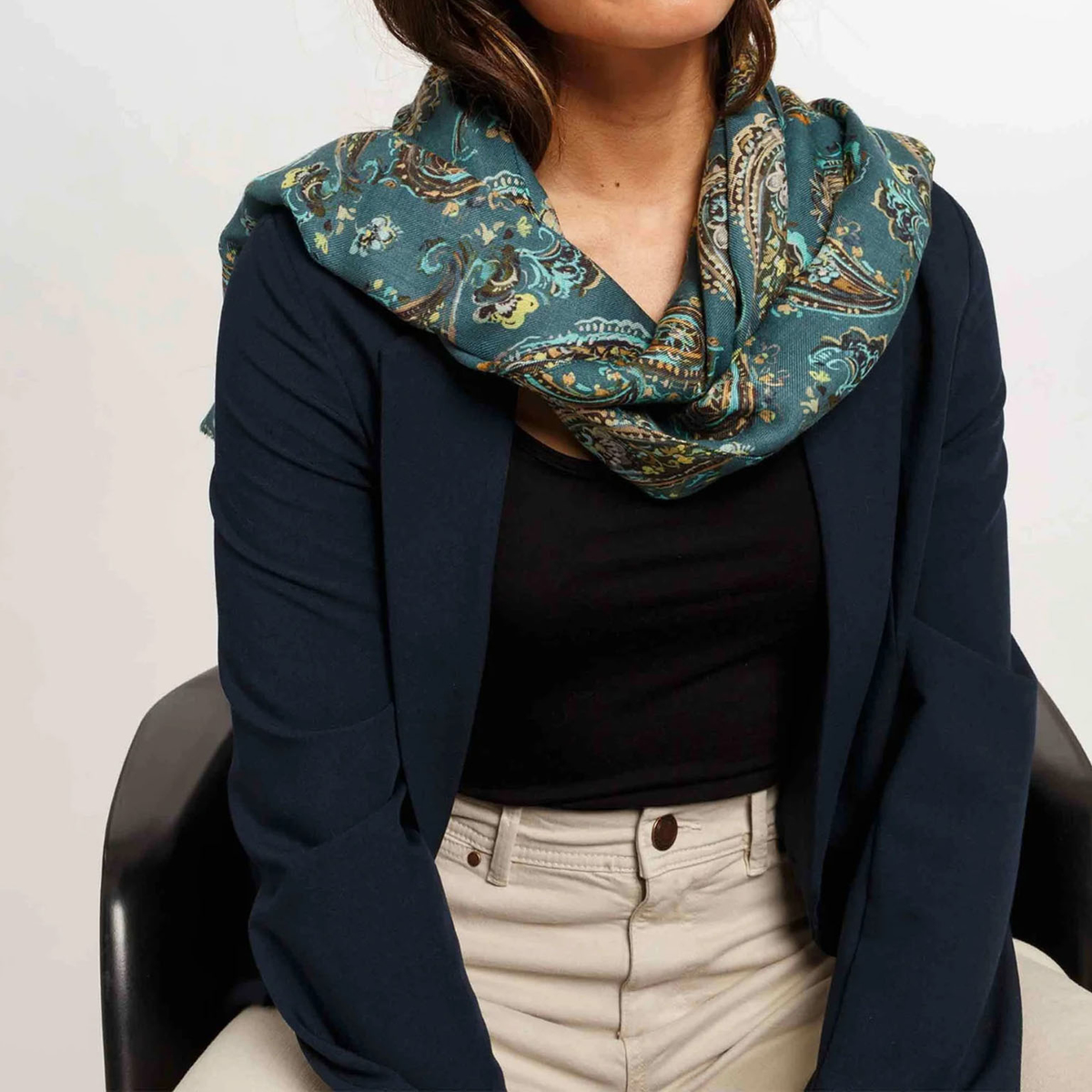 【FRAAS】レーヨン　ペイズリー柄プリント　ストール