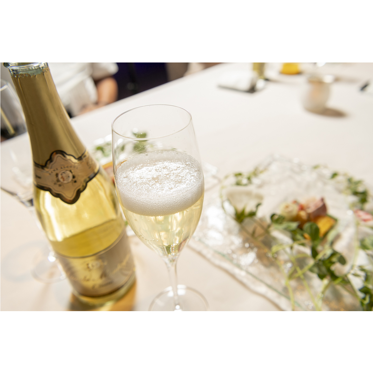 ネオブュル　デュク・ドゥ・モンターニュ750ml【ノンアルコール・スパークリングワイン　ベルギー】