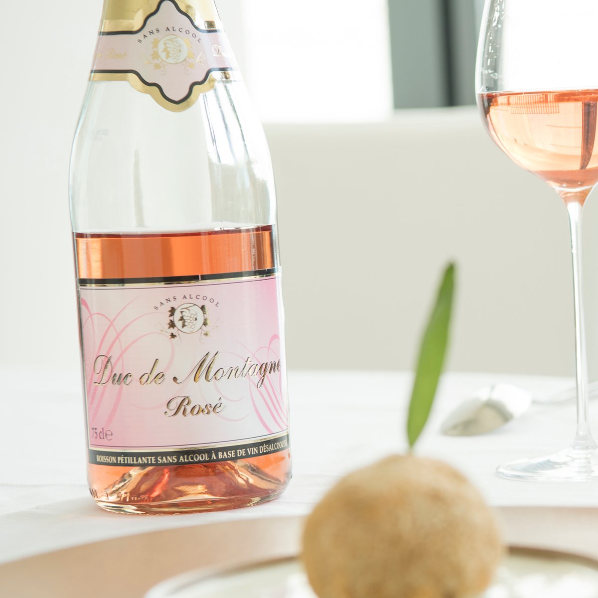 ネオブュル　デュク・ドゥ・モンターニュ・ロゼ750ml【ノンアルコール・スパークリングロゼワイン　ベルギー】
