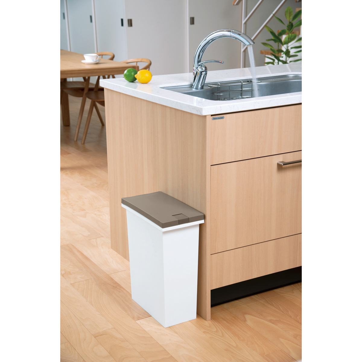 デオキープ消臭タッチペールパッキン付２０型　ホワイト