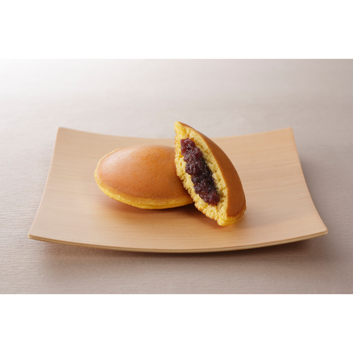 【直送】どら焼き（花橘）8個入り