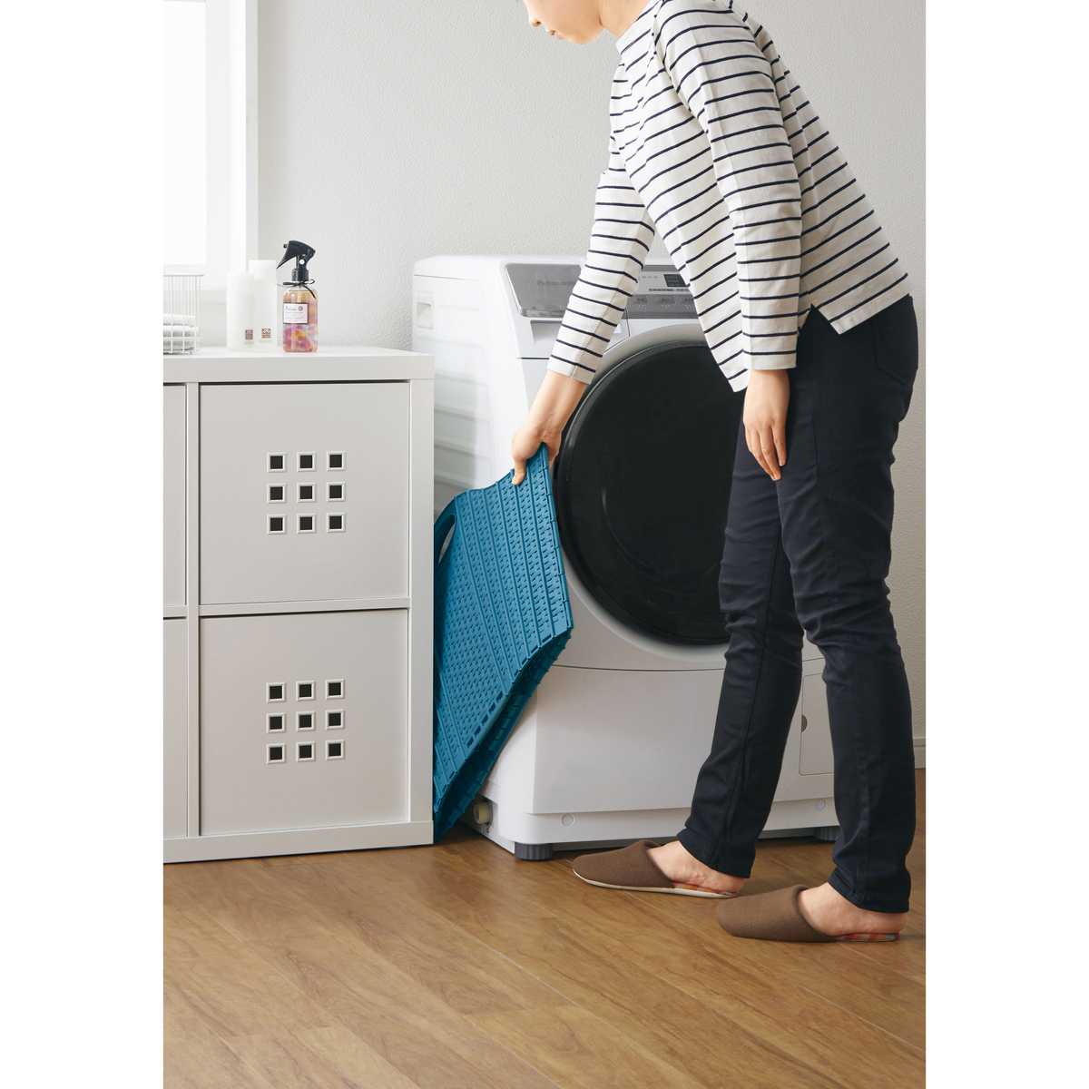 折りたためるランドリーバスケット　38L