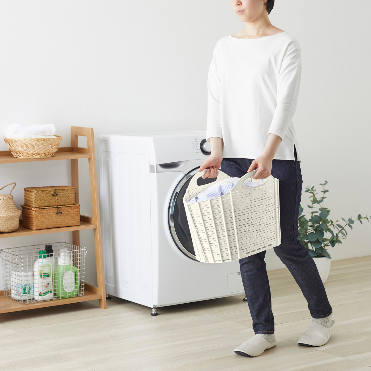 折りたためるランドリーバスケット　20L