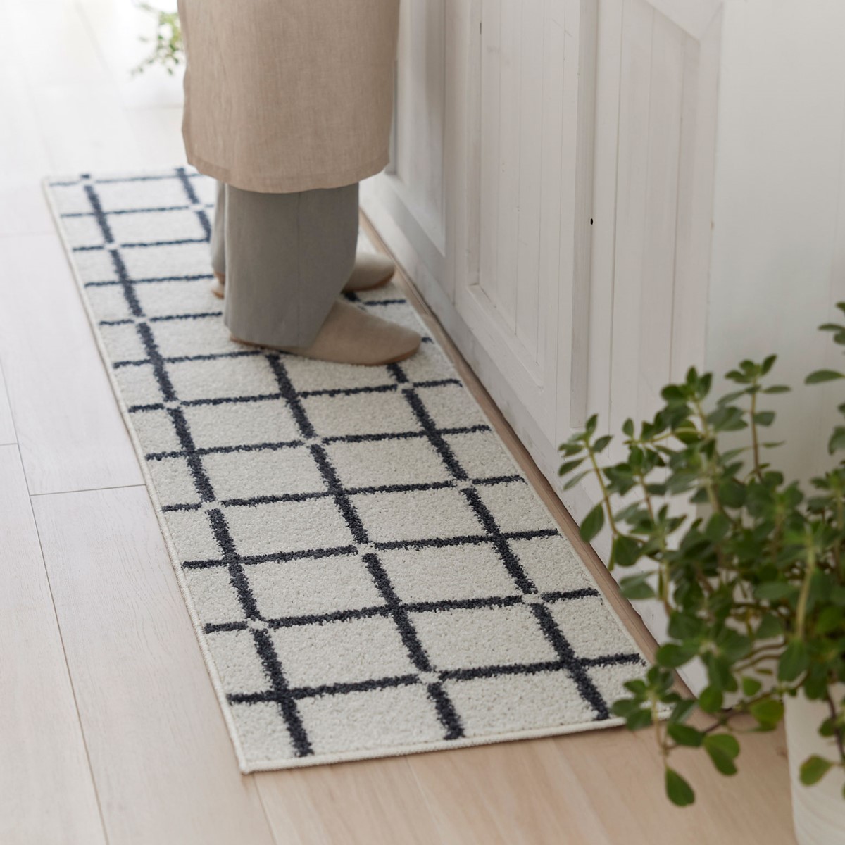 洗える キッチンマット オセロ ホワイト 45×180cm