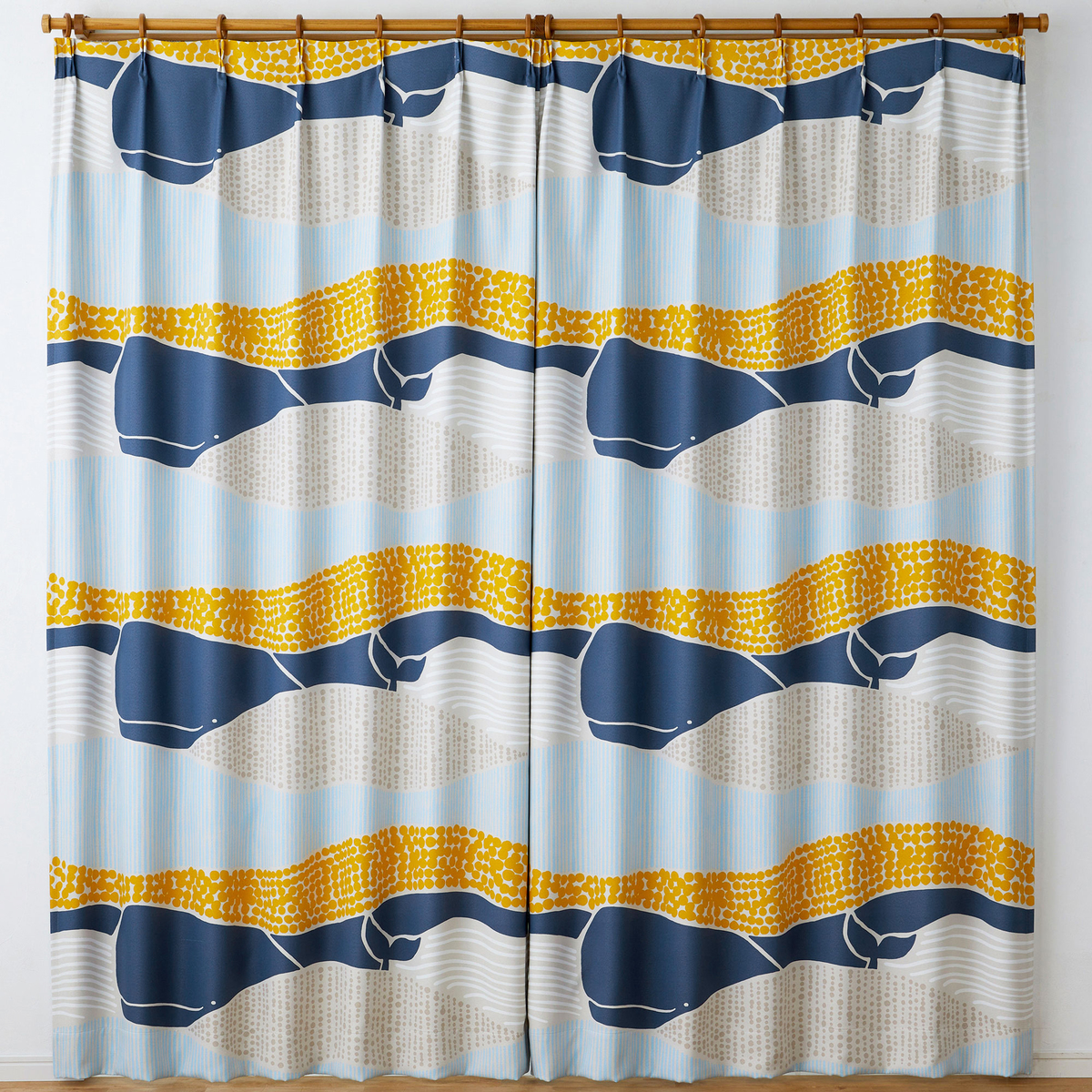遮光カーテン/ドレープ　KUJIRA　VOYAGE 100×178cm (1枚入り)