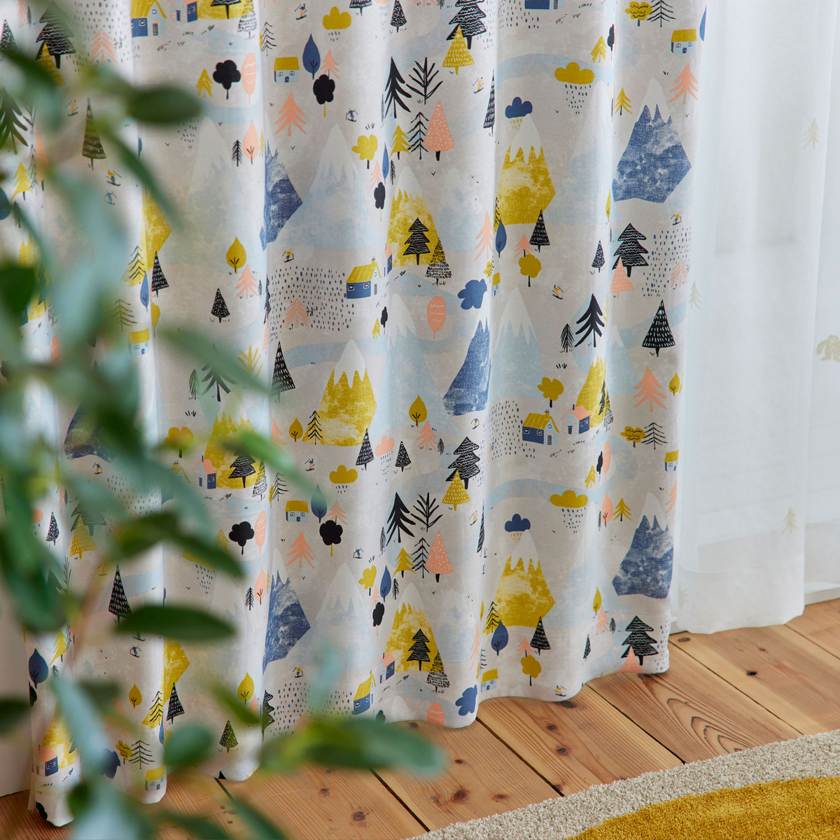 遮光カーテン/ドレープ　YUKIYAMA 100×135cm (1枚入り)