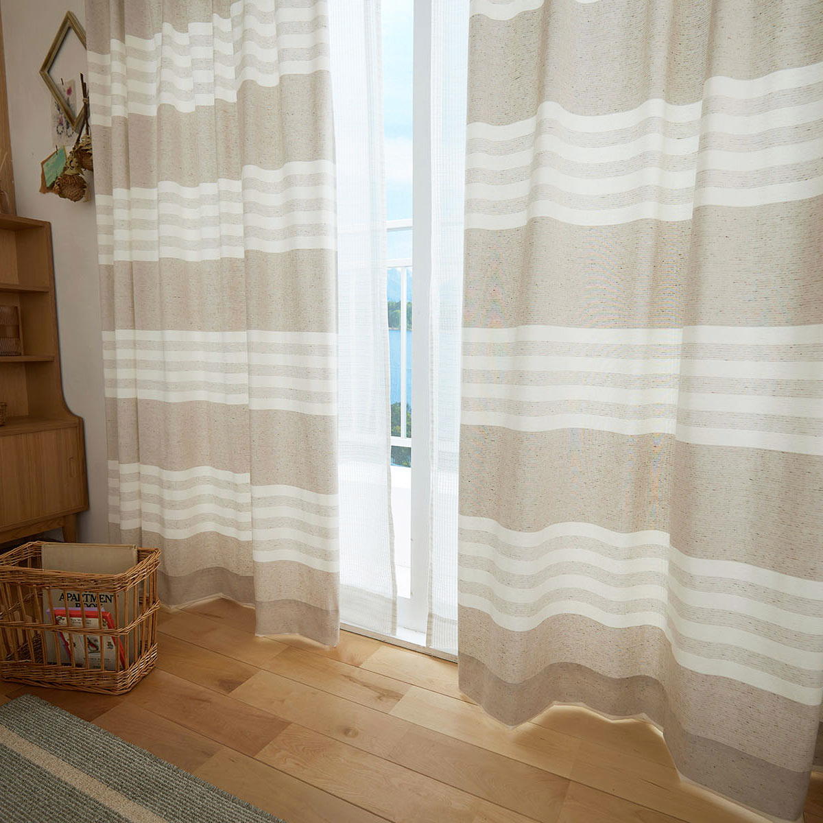 ドレープカーテン　Hardi 100×135cm (1枚入り)