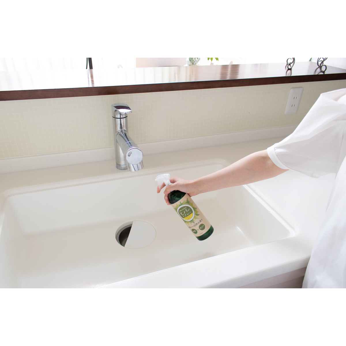 除菌もできる 虫よけヒバのスプレー