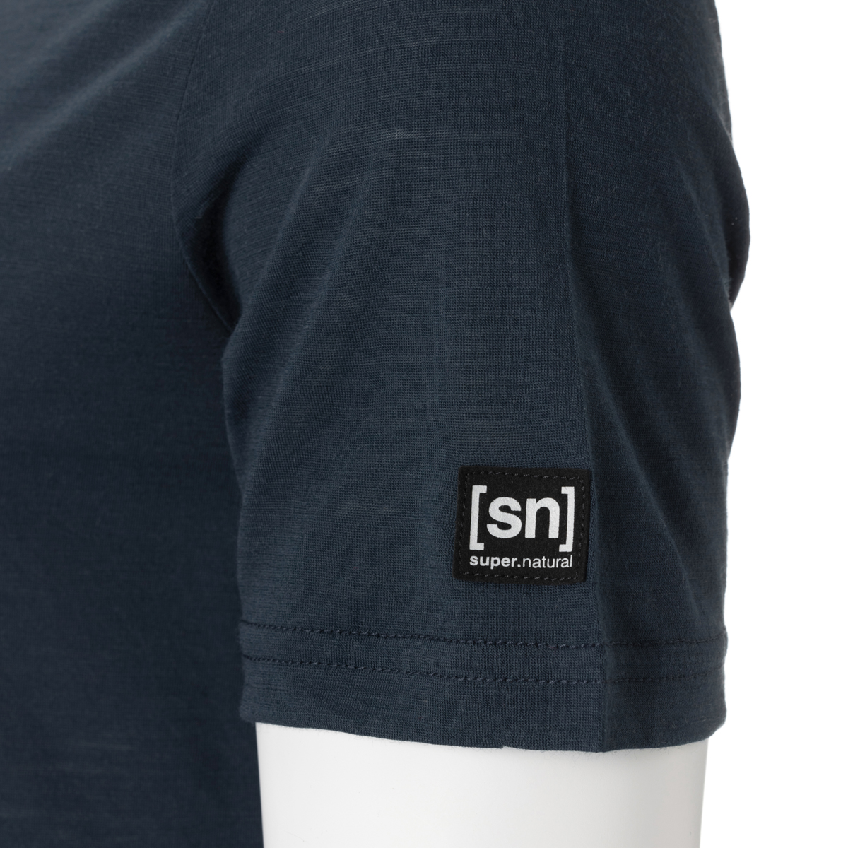 [sn] super.natural. M ロゴ ラインズ Tシャツ　