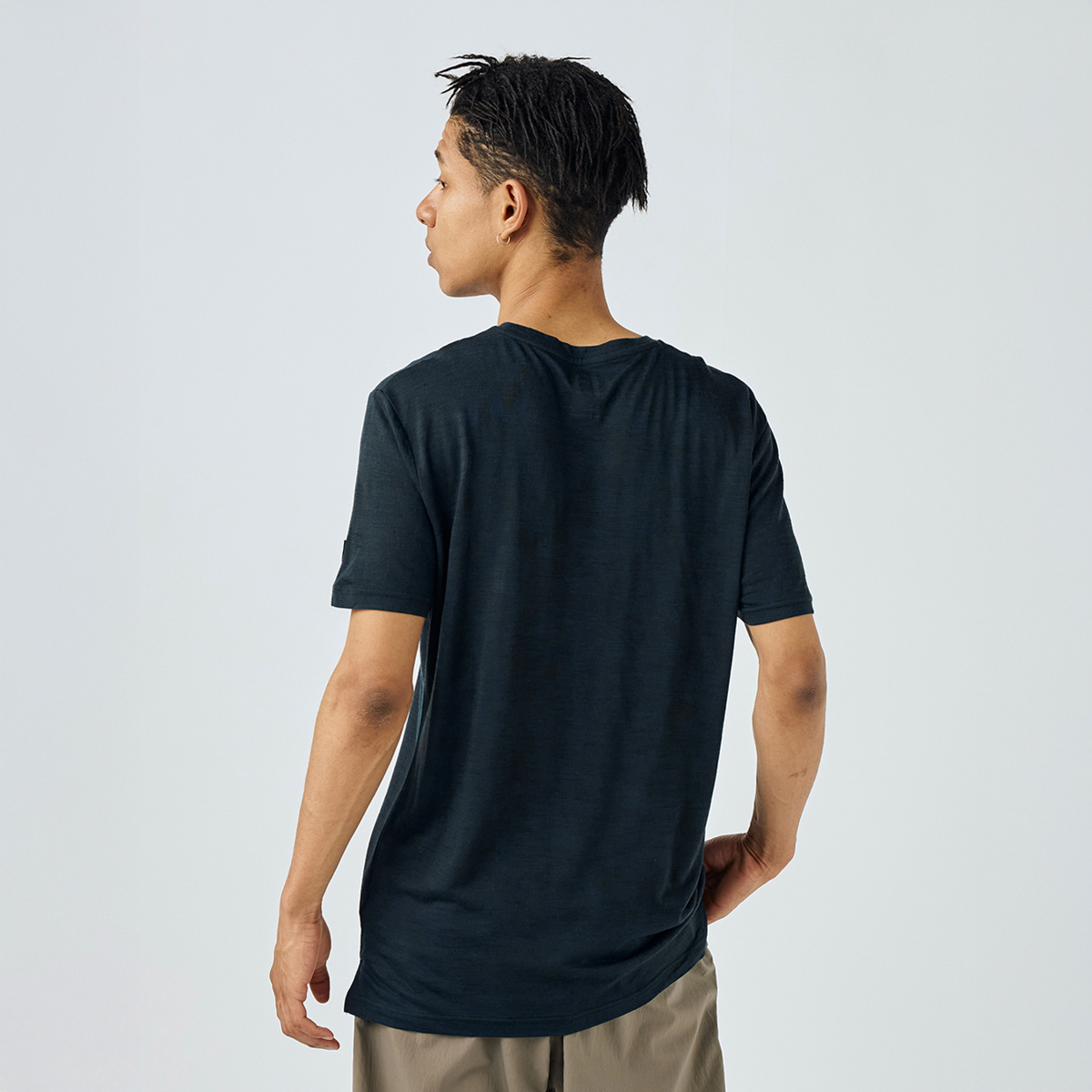 [sn] super.natural. M ロゴ ラインズ Tシャツ　