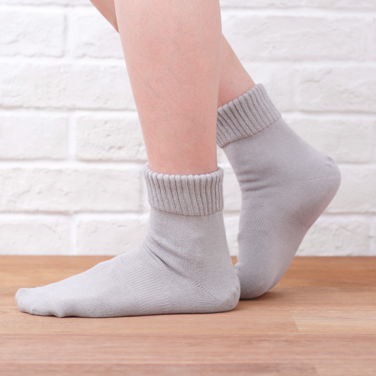 【歩くぬか袋】 足首ゆったり 米ぬかかかとケア靴下 女性用 KOME327