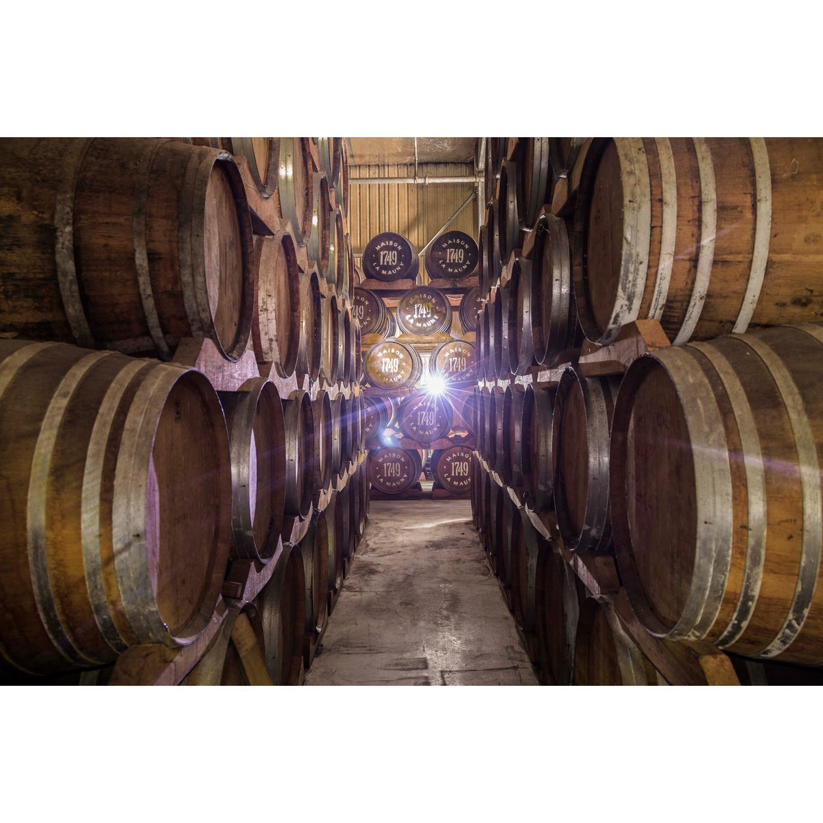 トロワリビエール・ブラン　50度　700ml　【ラム　フランス】