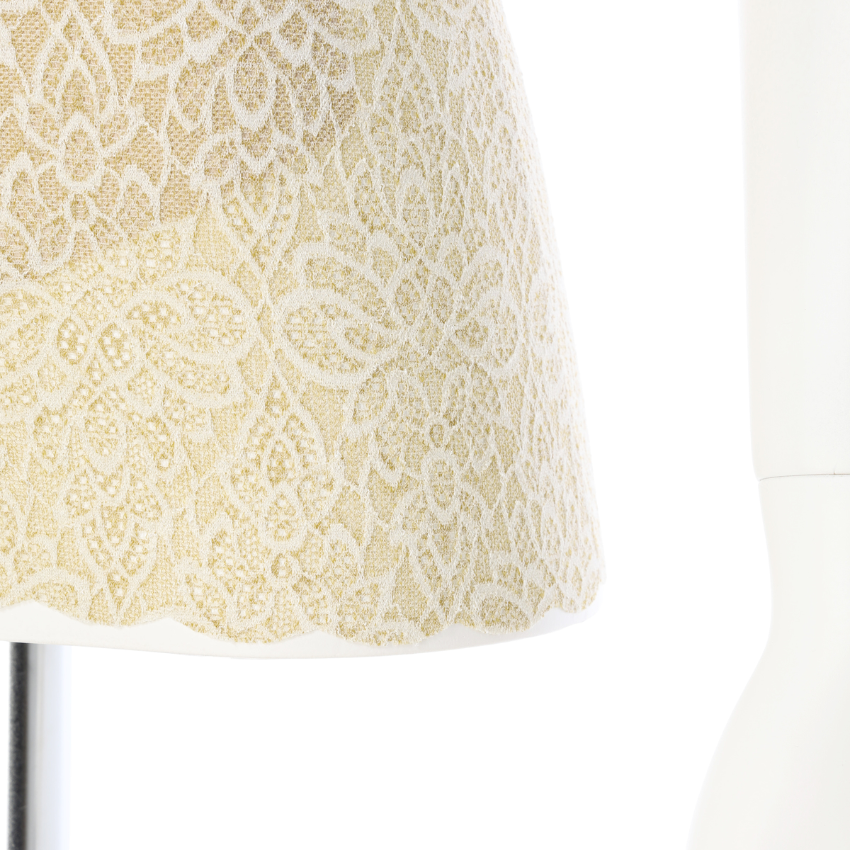 完全無縫製ソフトサポートレースカップ付タンクトップ