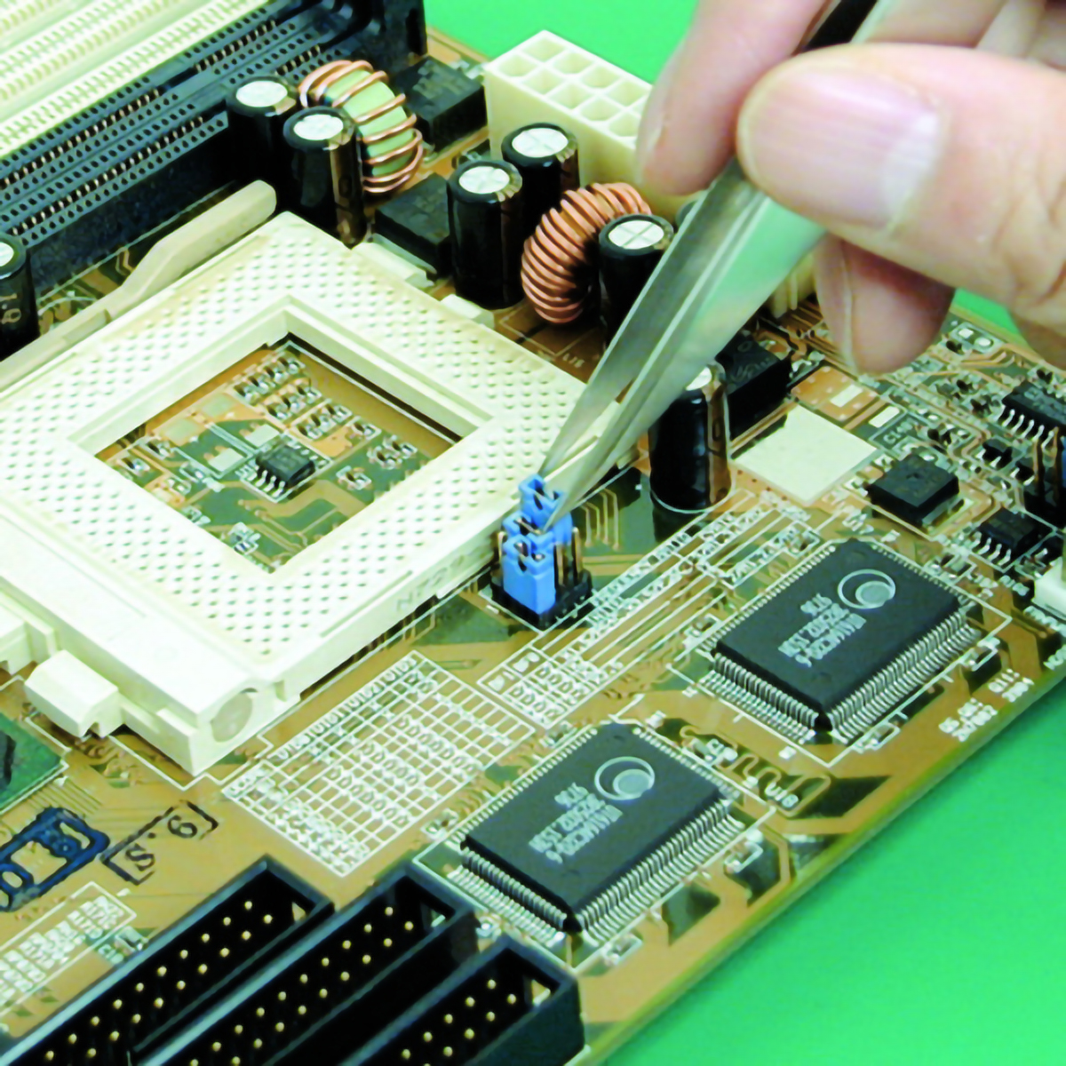 ピンセット（ＭＭ型）先細タイプ　１２５ｍｍ