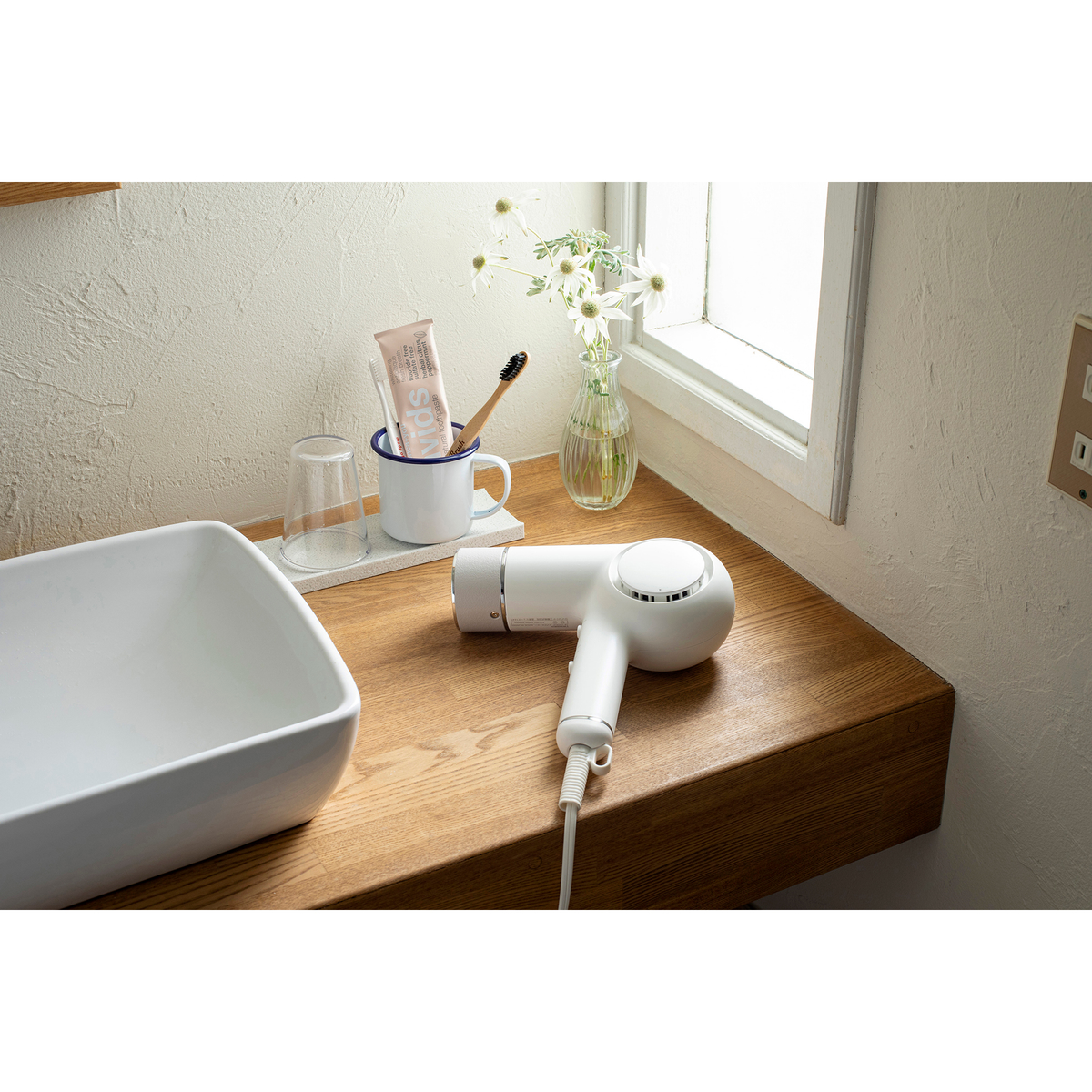 ツインバード】ケアドライヤー TB-G008JPW | かぜとゆきオンラインショップ