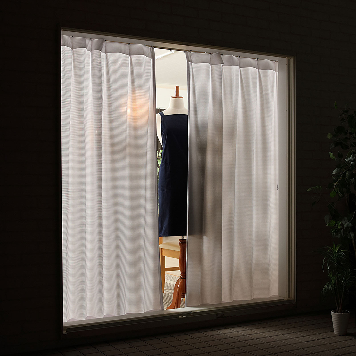 【遮熱レースカーテン】ルーキーＷＨ　巾100×丈198cm　2枚組