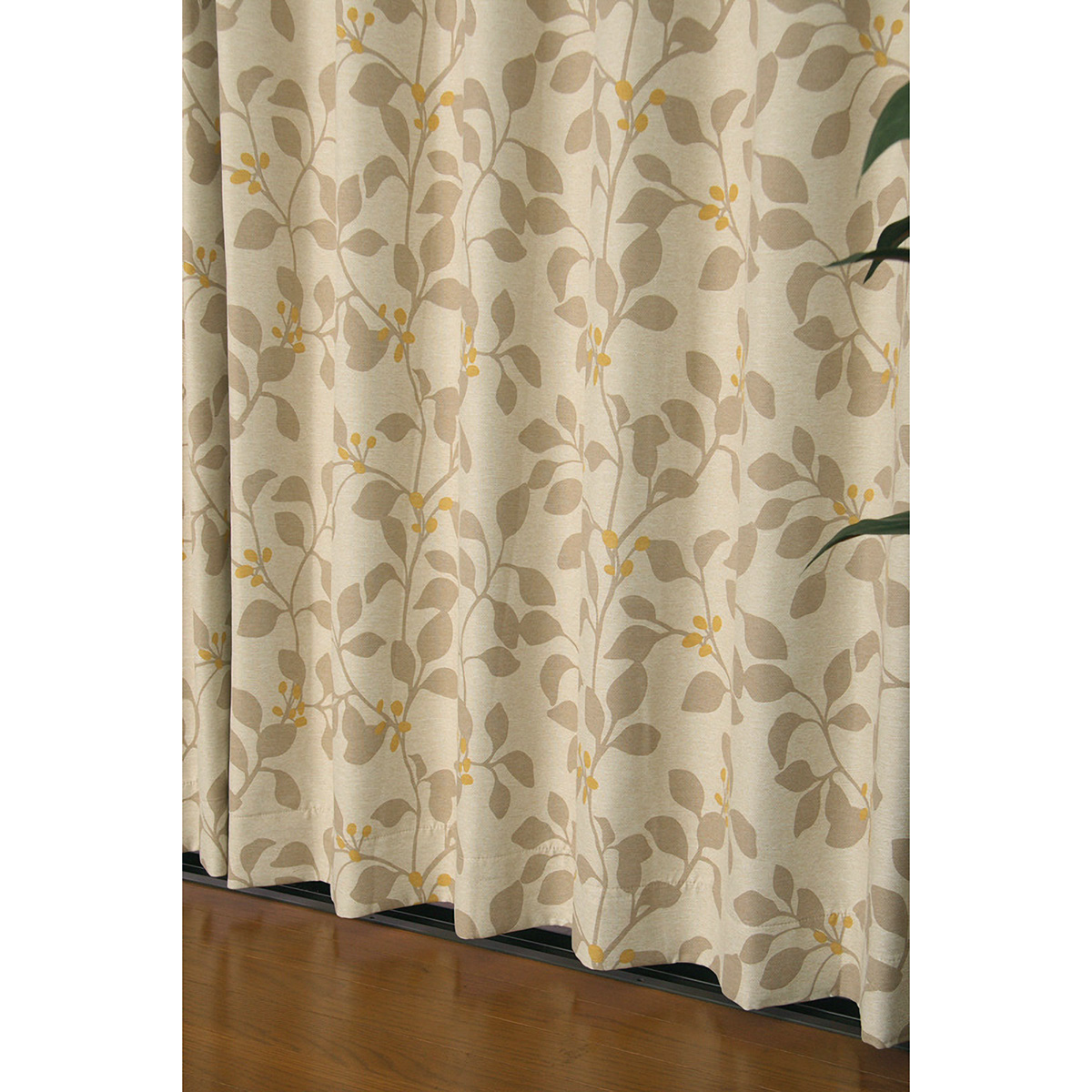 【1級遮光ドレープカーテン】ＰＳロレッタベージュ　巾100×丈135cm　2枚組