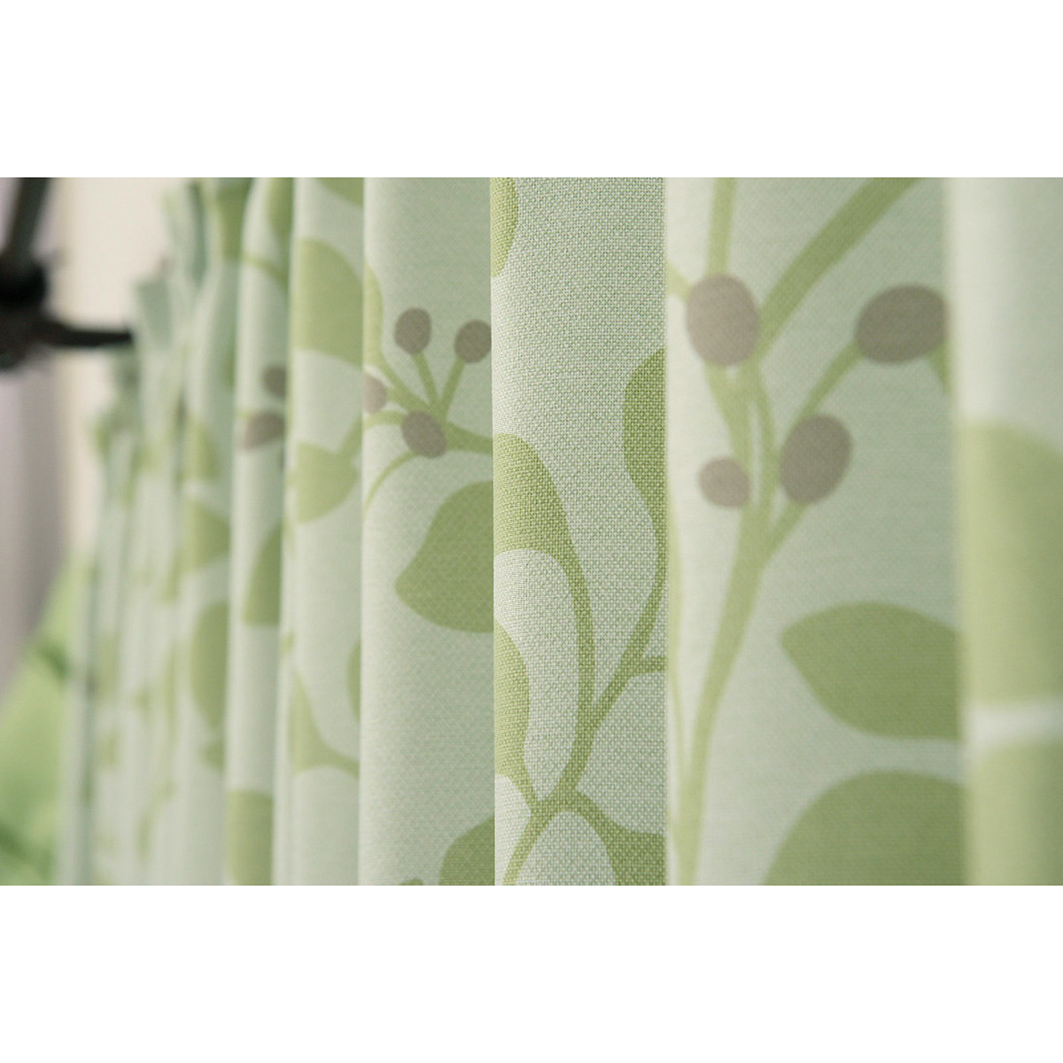 【1級遮光ドレープカーテン】ＰＳロレッタグリーン　巾100×丈200cm　2枚組