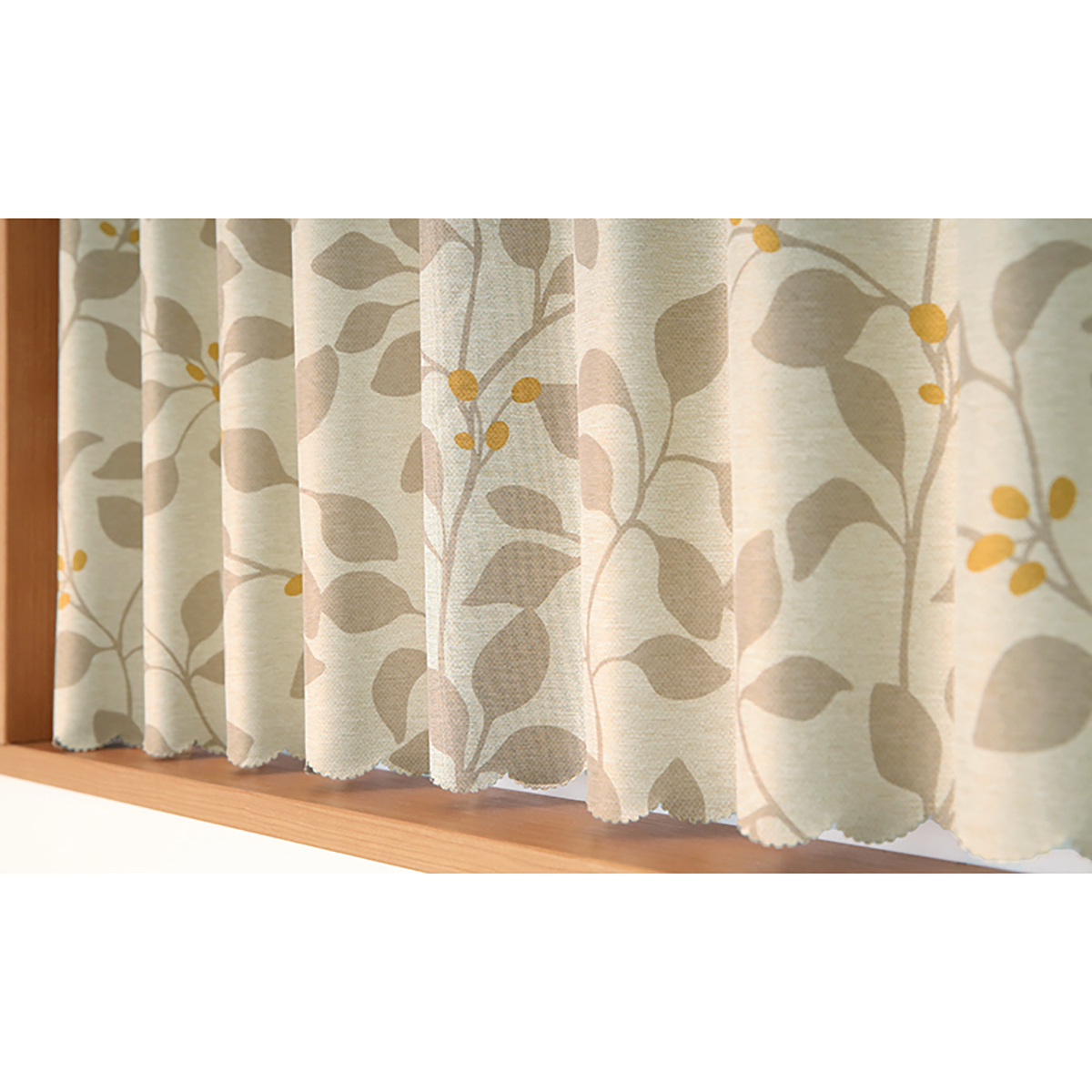 【1級遮光カフェカーテン】ロレッタカフェベージュ　巾140×丈70cm