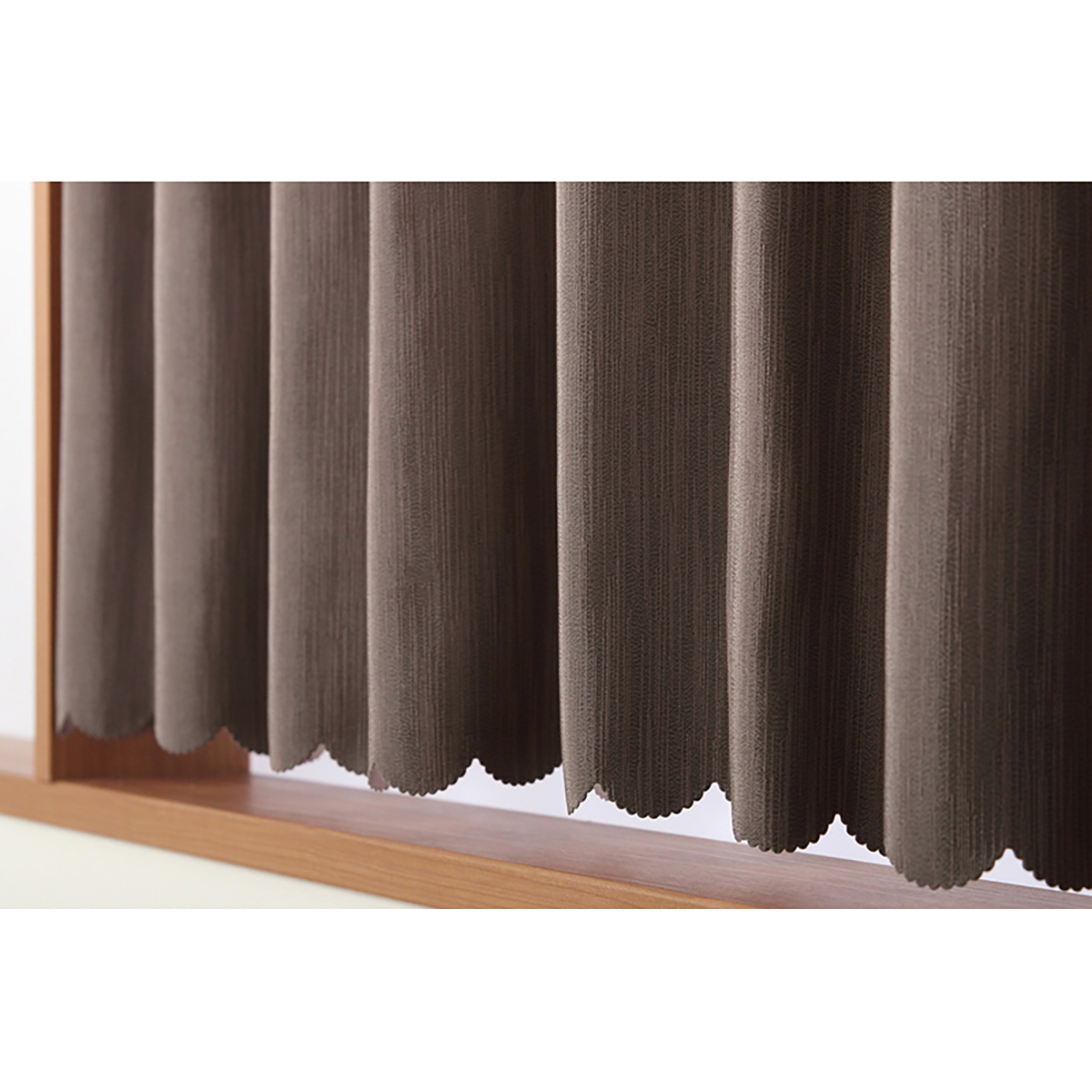 【遮光性カフェカーテン】シード防炎カフェブラウン　巾145×丈50cm