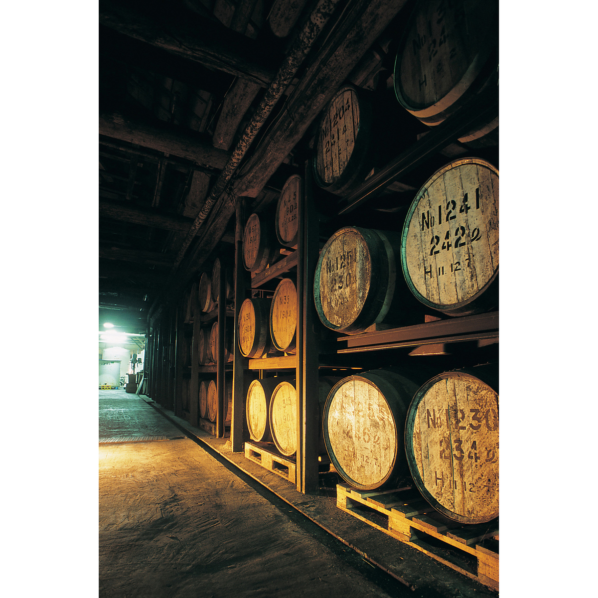 八鹿酒造 銀座のすずめ 琥珀25度 720ml【麦焼酎 大分県】