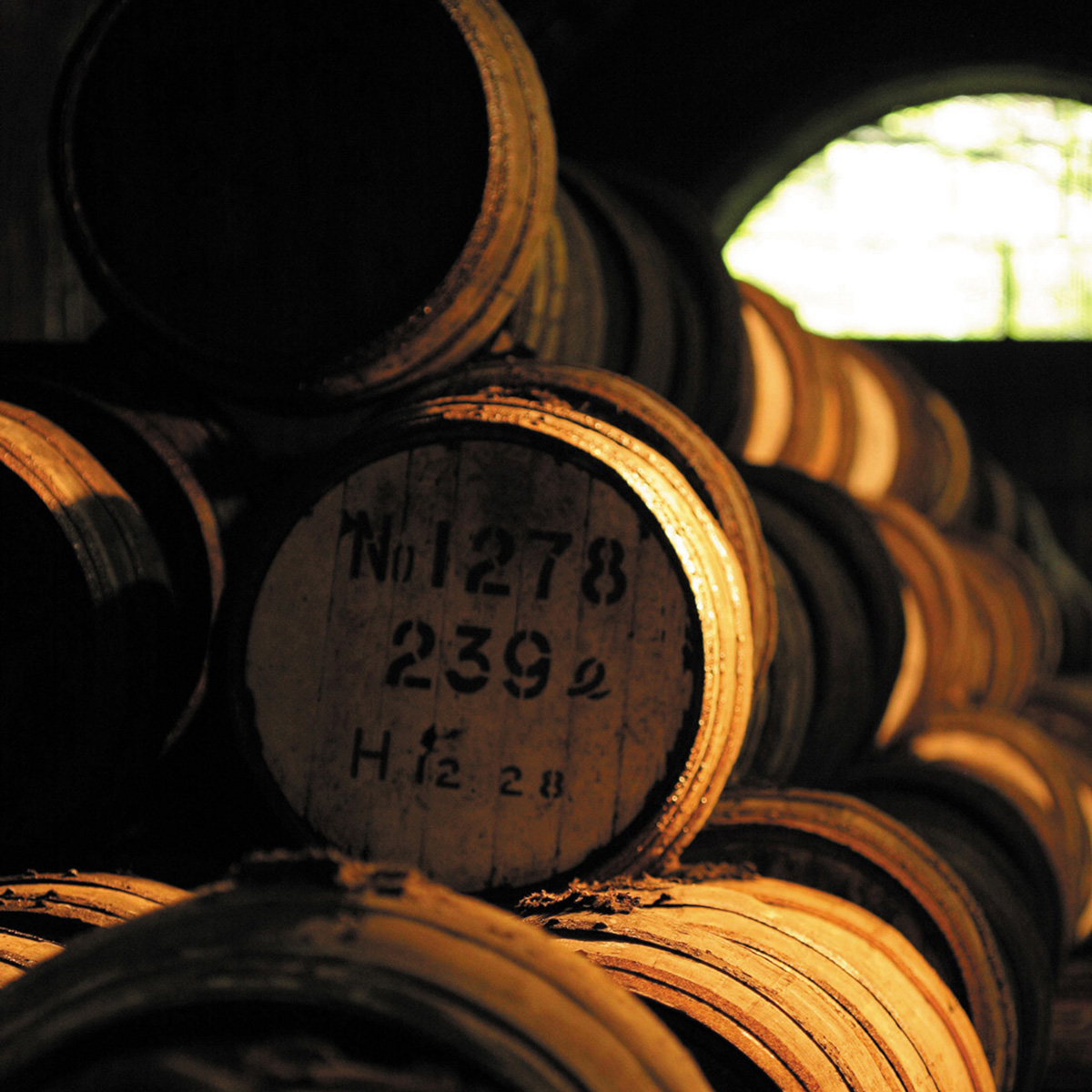 八鹿酒造 銀座のすずめ AGED 7 YEARS 33度 720ml 化粧箱入り【麦焼酎 大分県】