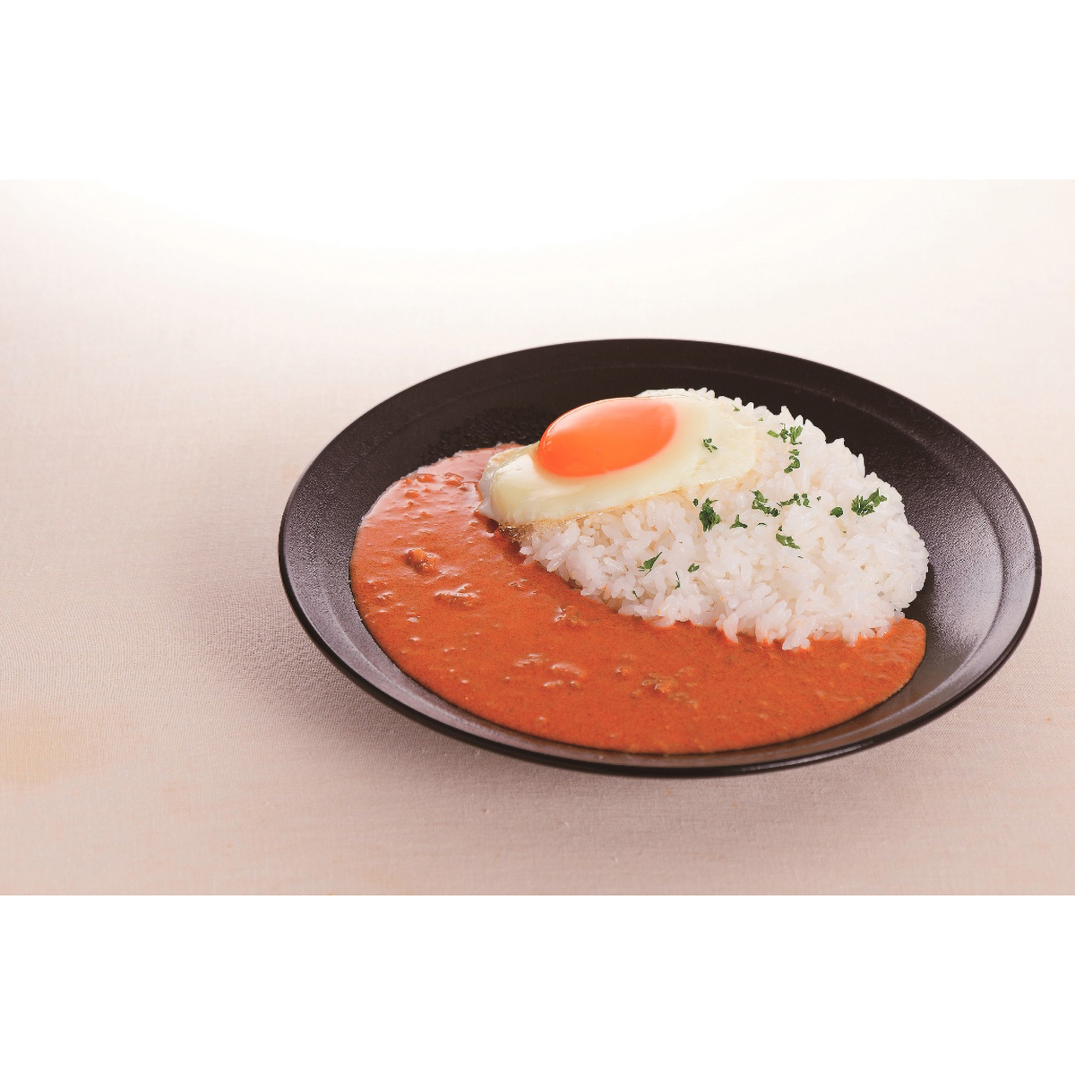 【冷凍】米久　国産六穀豚使用　お肉屋さんのキーマカリー(8食入り)