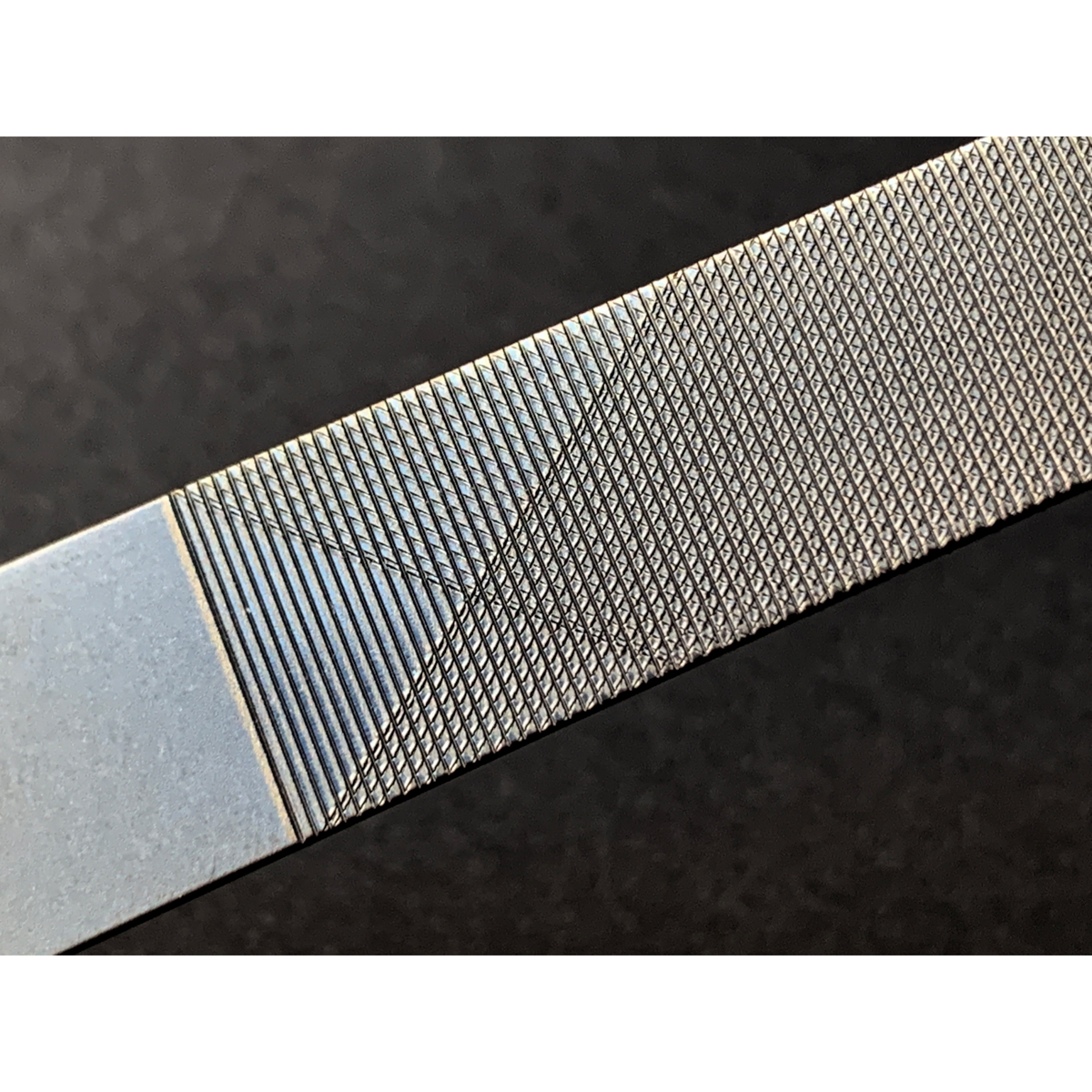 YOSHIDA YASURI 爪ヤスリ（先丸）シルバー