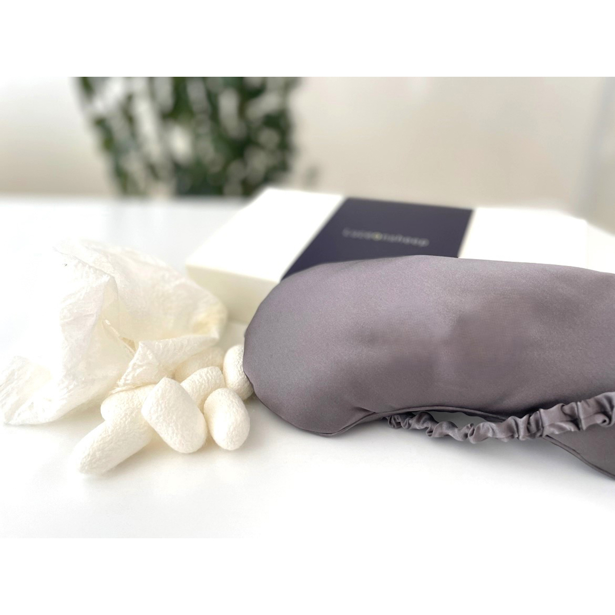 シルクアイマスク　Special Eye Comforter